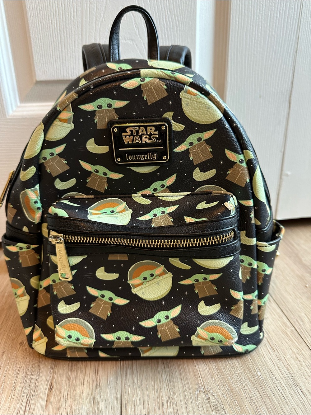 Loungefly Disney Parks Star Wars Mandalorian Child Baby Yoda Backpack